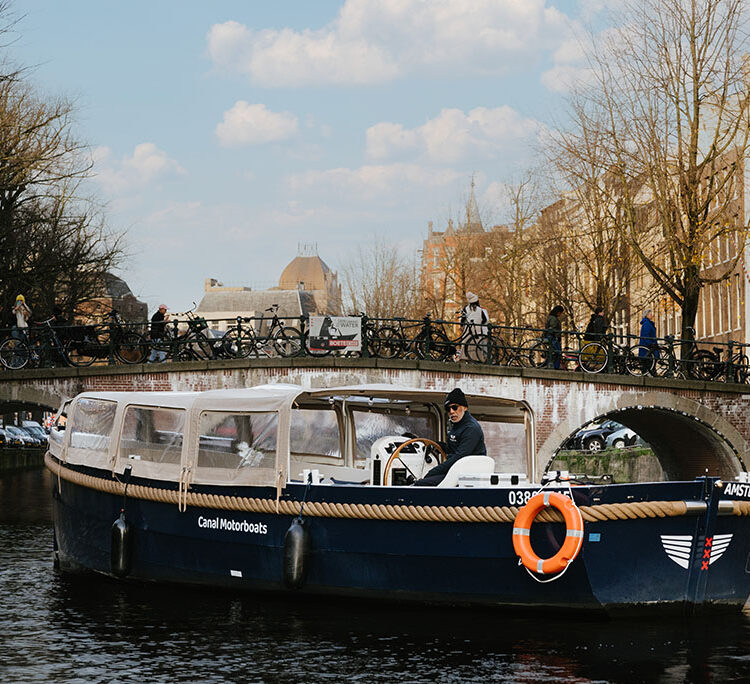 prive boot amsterdam