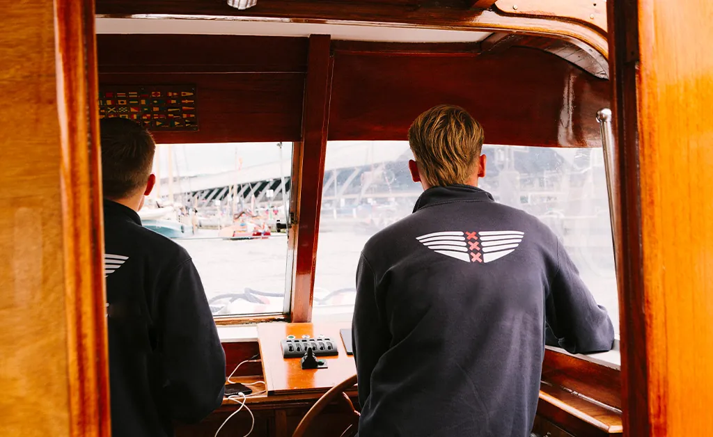 boot huren voor een grote groep amsterdam