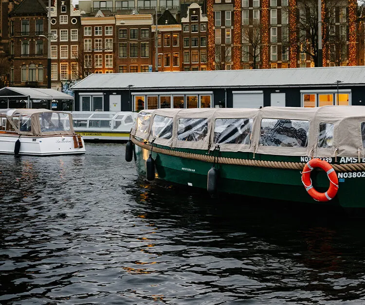 Privé boot met schipper huren
