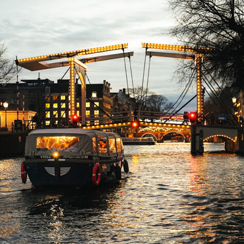 canal motorboats amsterdam