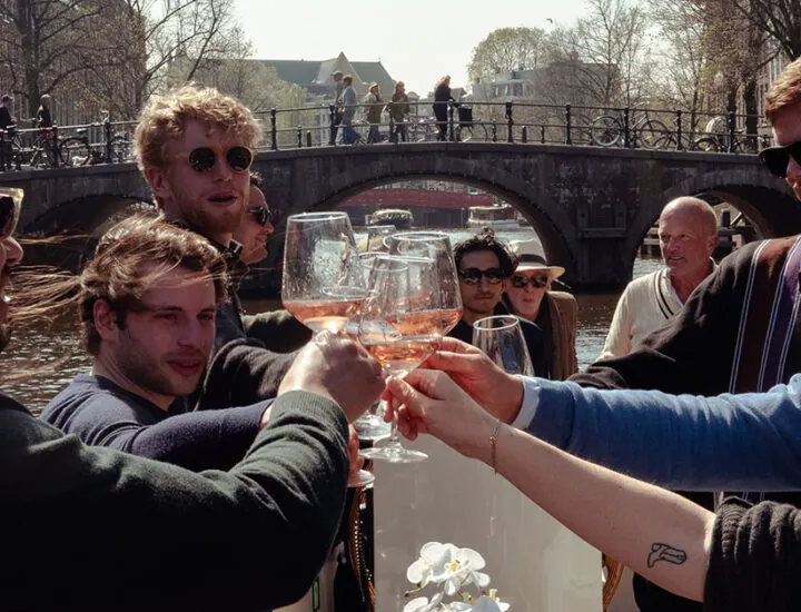 Privé boot met schipper huren