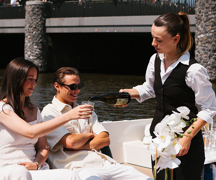 Privé boot met schipper huren