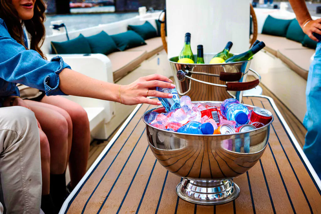 Privé boot met drinken en schipper