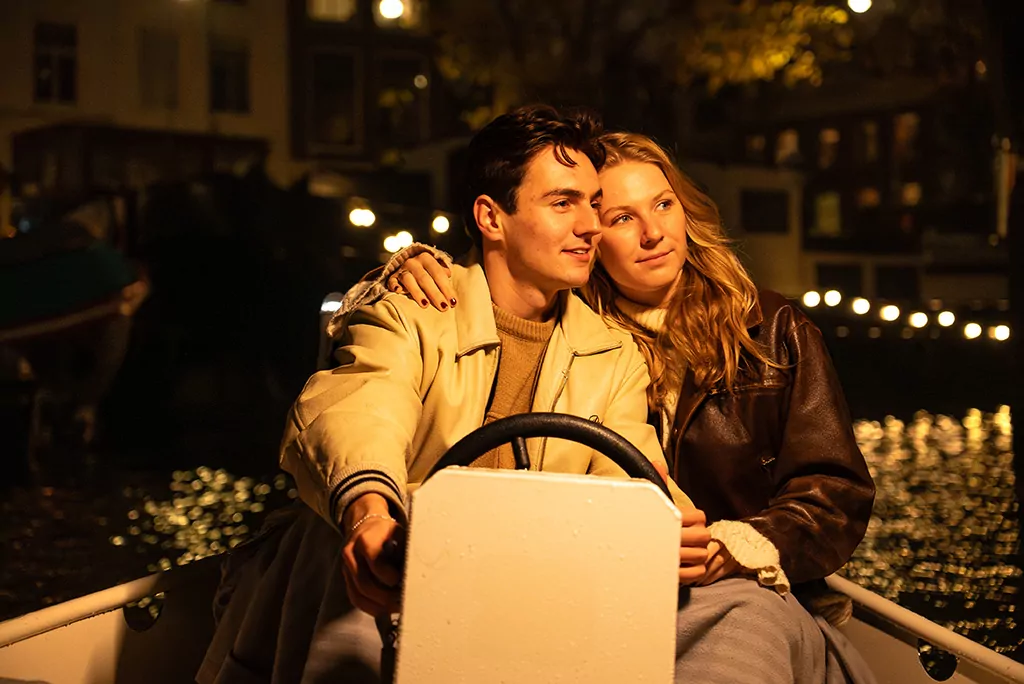 Navegar por cuenta propia bote Ámsterdam