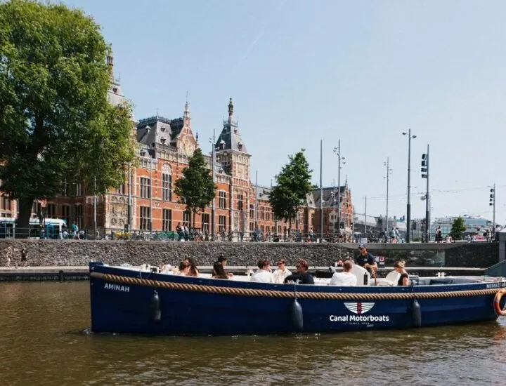 Amsterdam canal cruise tickets
